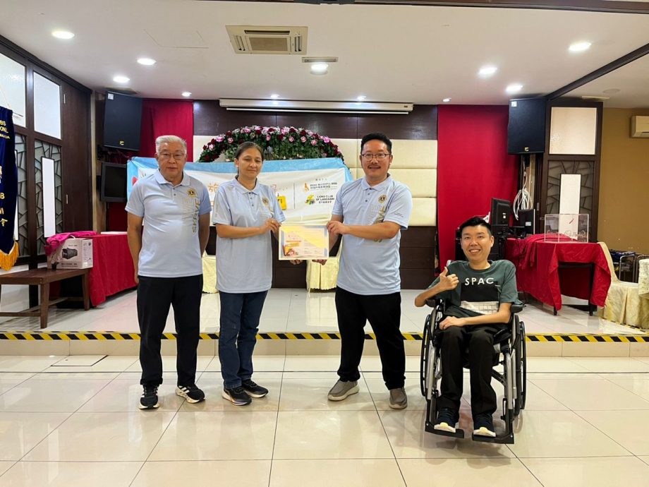 (大都会)双福障友圆梦出海