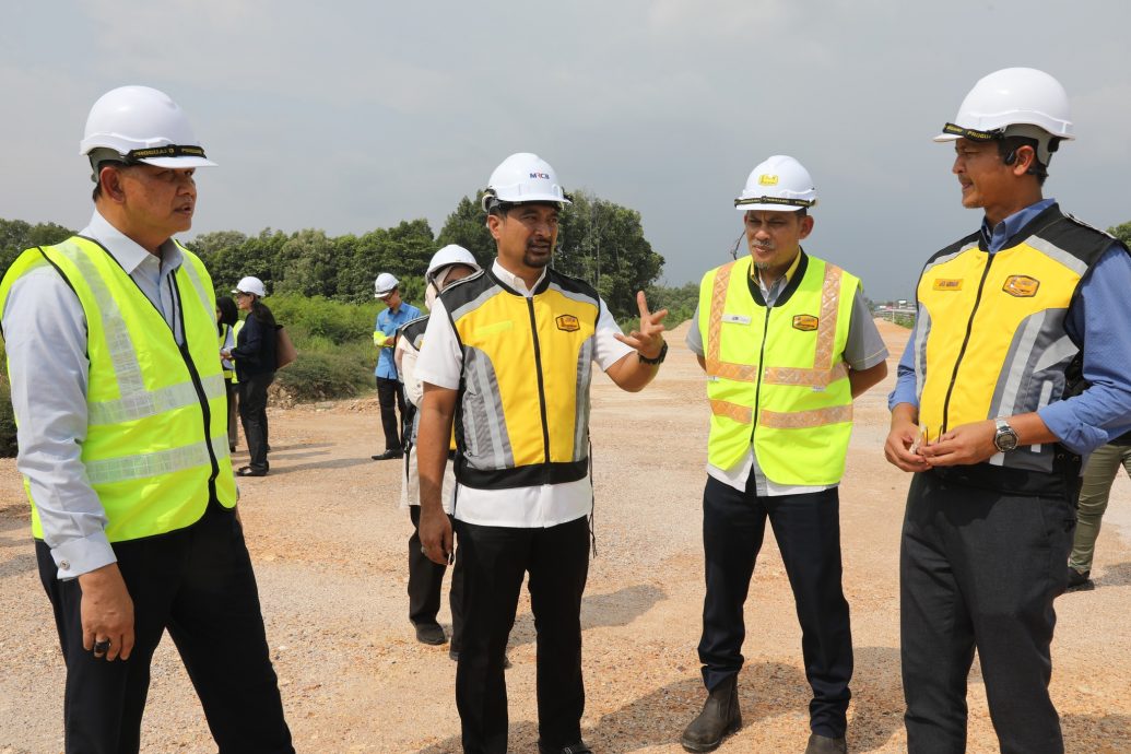 （已上网）大都会/州议员拍视频轰JKR，短短三天超过100万次浏览