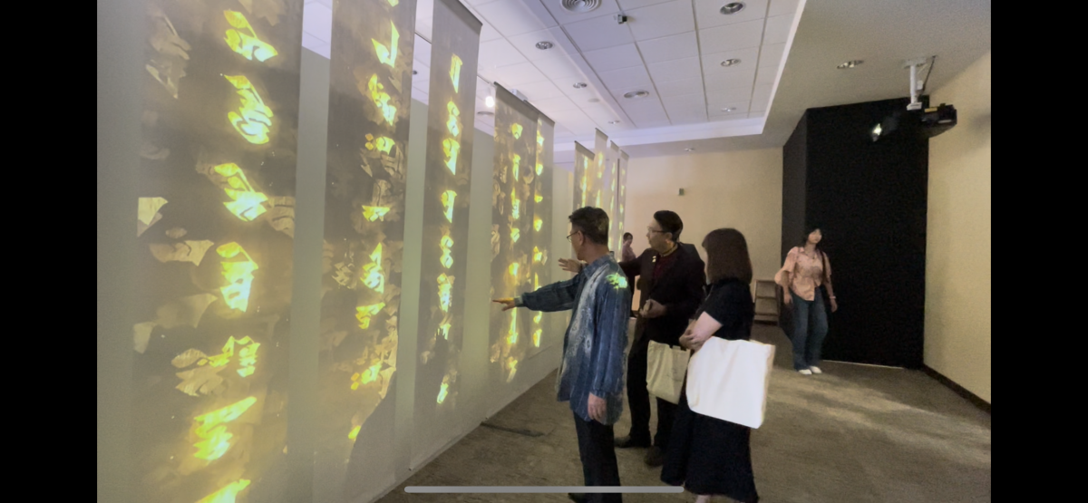 “和平与共生的启示”展览临新山,以法华经探佛伊共通价值