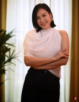 (已签发)柔:狮城二三事:雅慧获心理急救认证 是“行走的求助热线”