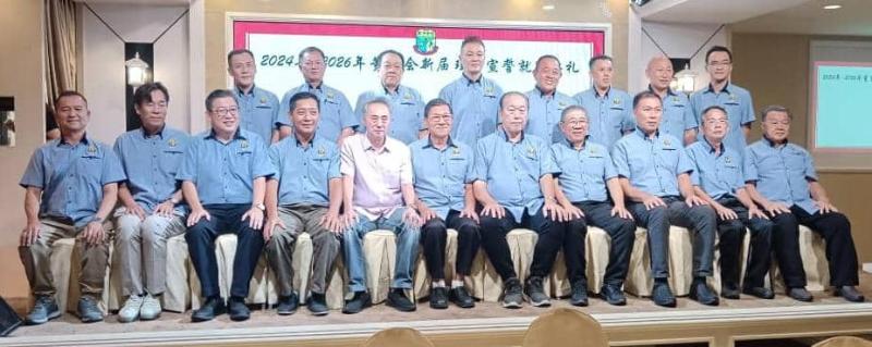 郭金财盼董家协续紧密合作,新华成首屈一指学校