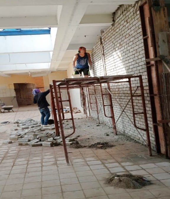 (版2头)大都会/班达马兰综合体育中心游泳池明年1月分阶段开放