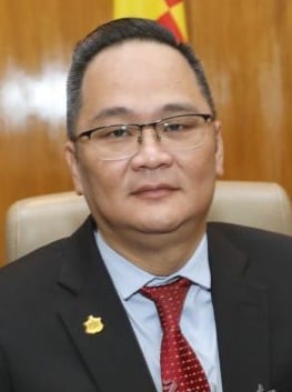 (版2头)大都会/班达马兰综合体育中心游泳池明年1月分阶段开放