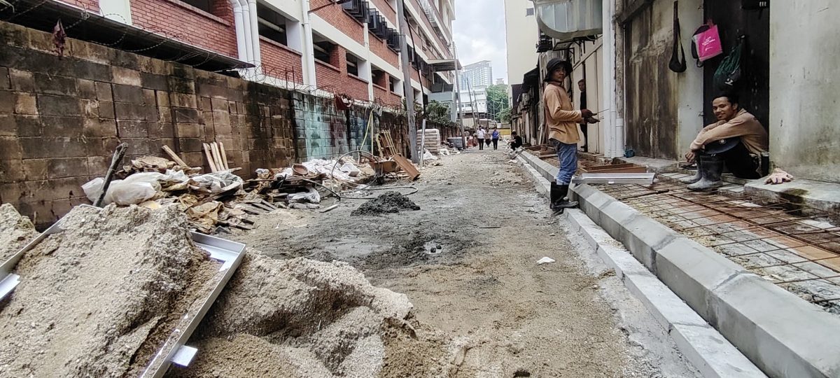 (版2头)大都会/苏丹街后巷整顿美化 改成单向通车道缓解塞车