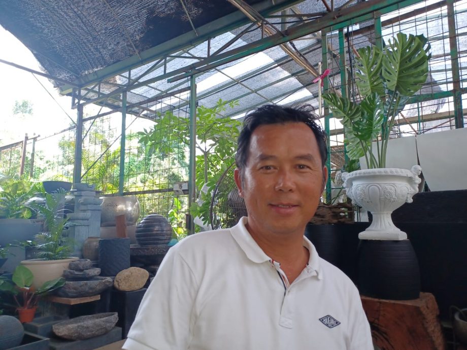 (版4头)大都会/陈祥国:没有霸占皇冠城第8区的休闲公园作为花圃的用途