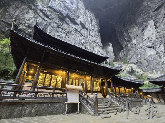 【中国】走进魔幻山城,领略重庆气势磅礴的大江大山