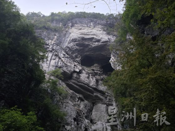 【中国】走进魔幻山城,领略重庆气势磅礴的大江大山