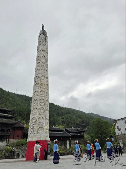 【中国】走进魔幻山城,领略重庆气势磅礴的大江大山