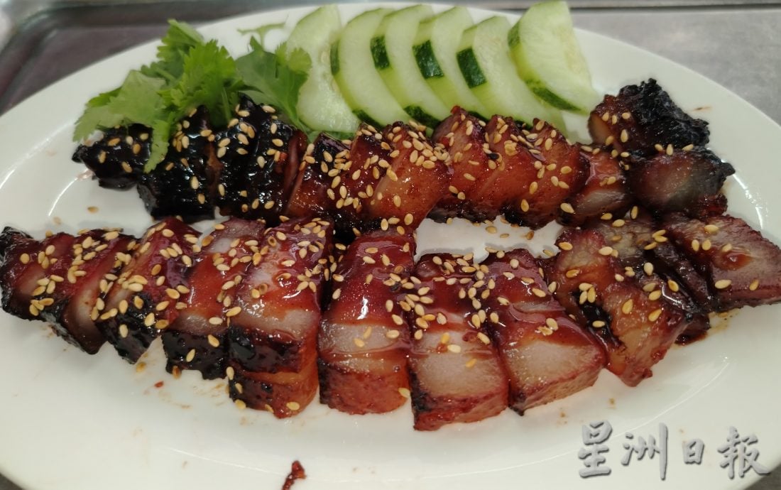 【人气美食】/文叔鸡饭古早式蒸油饭 叉烧烧肉爽口油香满溢