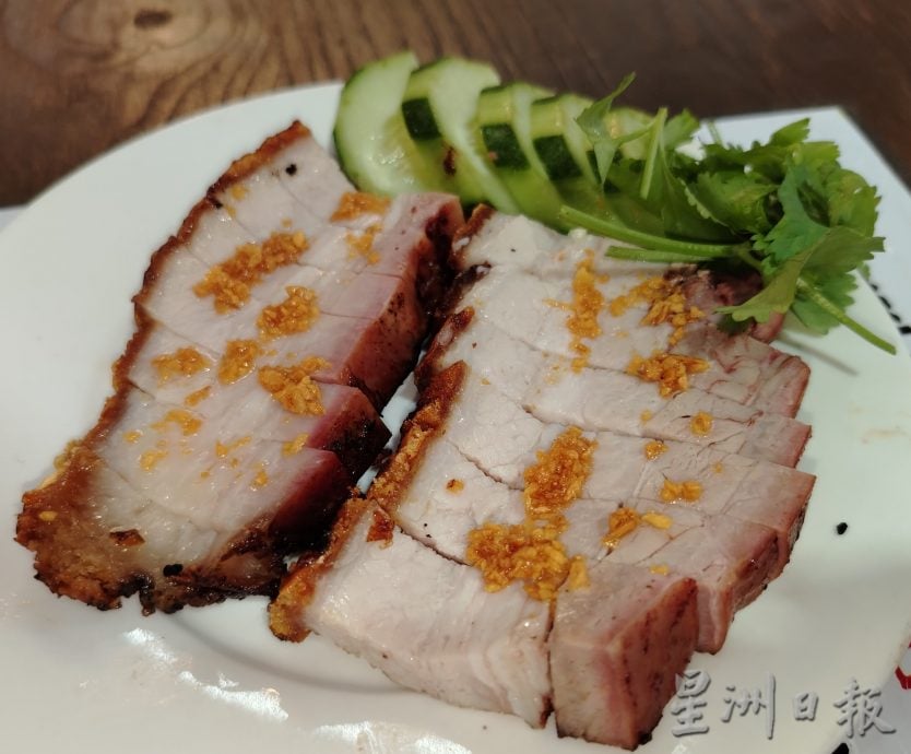 【人气美食】/文叔鸡饭古早式蒸油饭 叉烧烧肉爽口油香满溢
