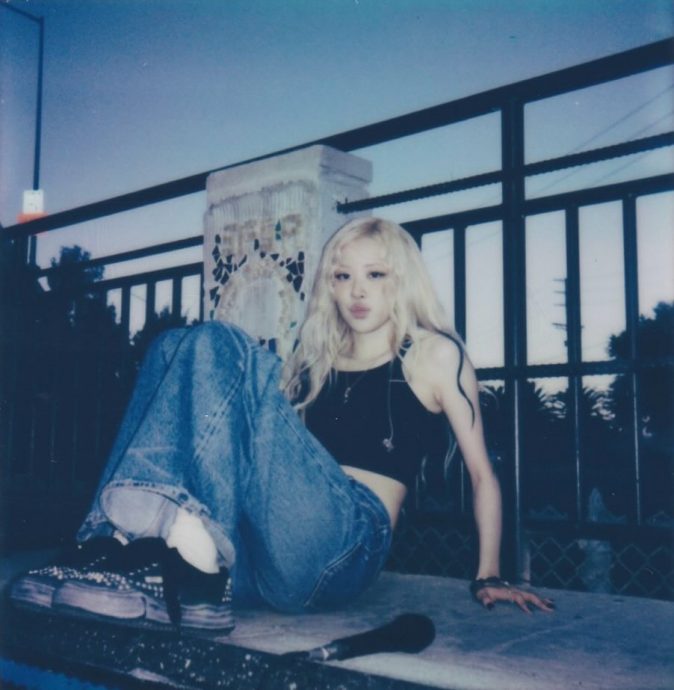 一度难适应K-Pop粉丝文化 Rosé聊网暴崩溃大哭