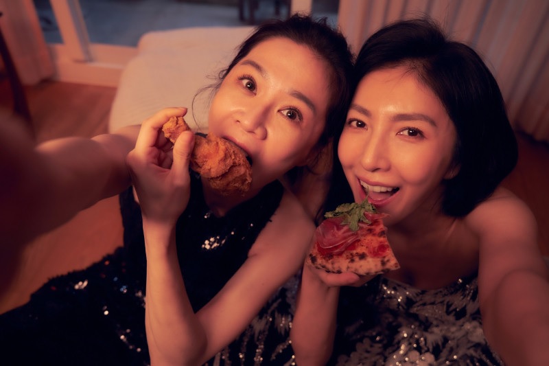 与萧亚轩破镜重圆?杨谨华妙答2字藏玄机