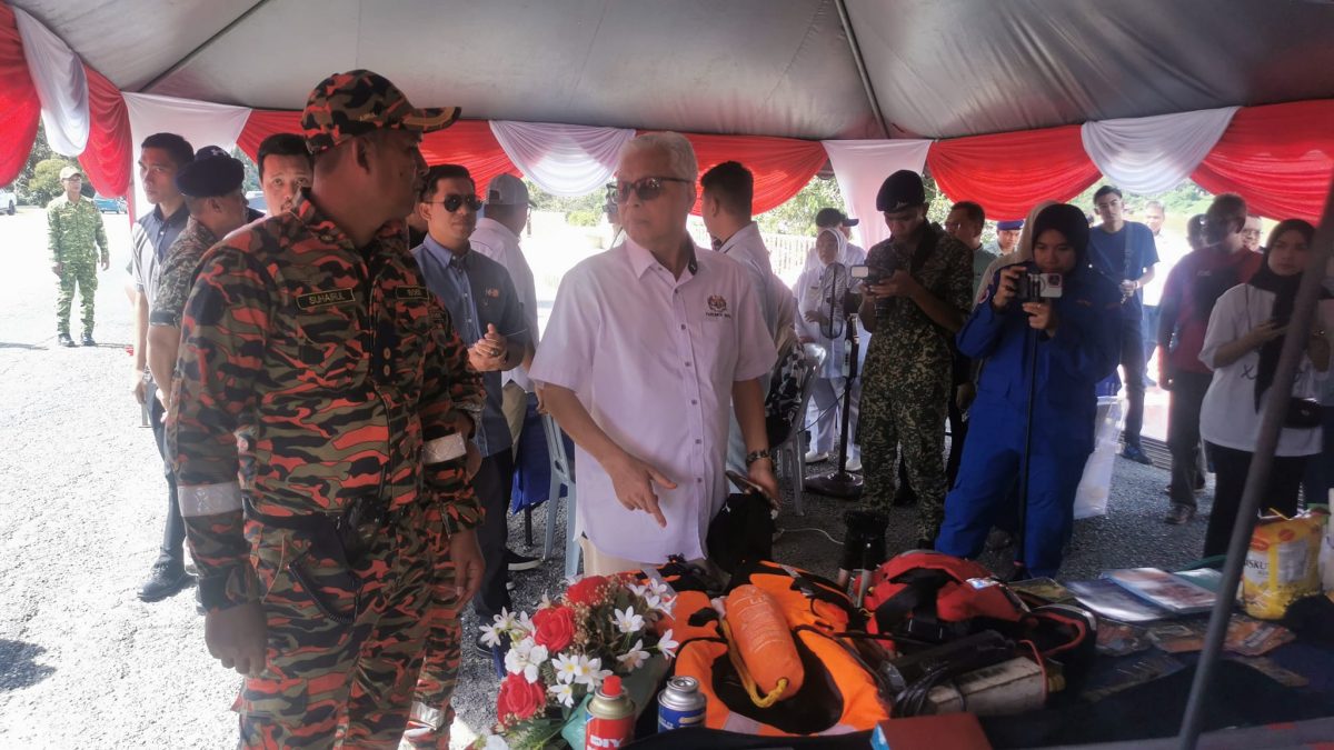 东:百乐县联合救灾机构演习应付年杪随时的水灾