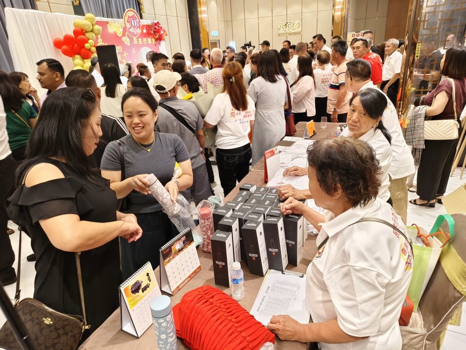 东:行动党直凉支部50周年醒狮团40周年纪念晚宴