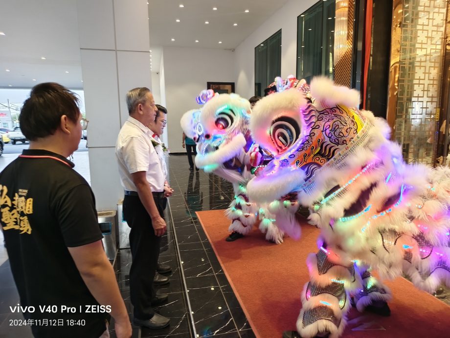 东:行动党直凉支部50周年醒狮团40周年纪念晚宴