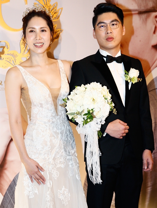 余苑绮老公诈骗判刑2年 李亚萍:让司法解决