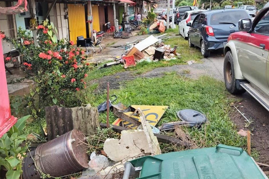 冷宜新村水灾 逾160户受影响 部分商店无法营业