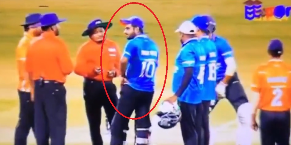 击球后感胸痛获准退场 35岁球员走到一半倒地猝死