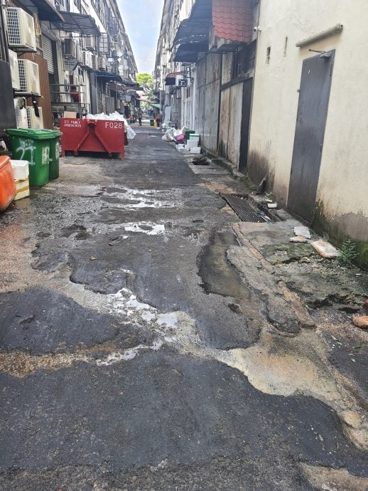 双溪龙镇餐馆卫生待提升 议员:业者须加强自律