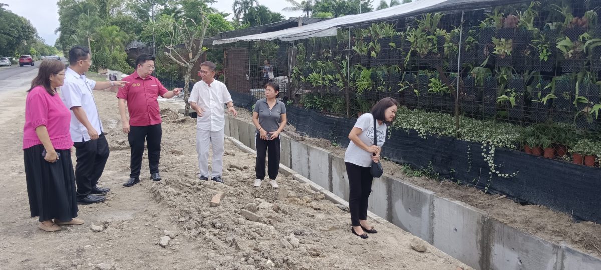 周锦欢:获房地部拨款150万 万里望6地点道路重铺