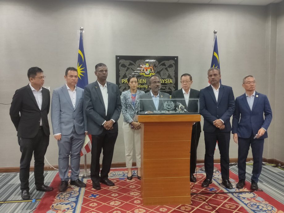 国会/阿旺哈欣指控前火箭部长藏9400万 西华古玛:这是诽谤性的政治攻击