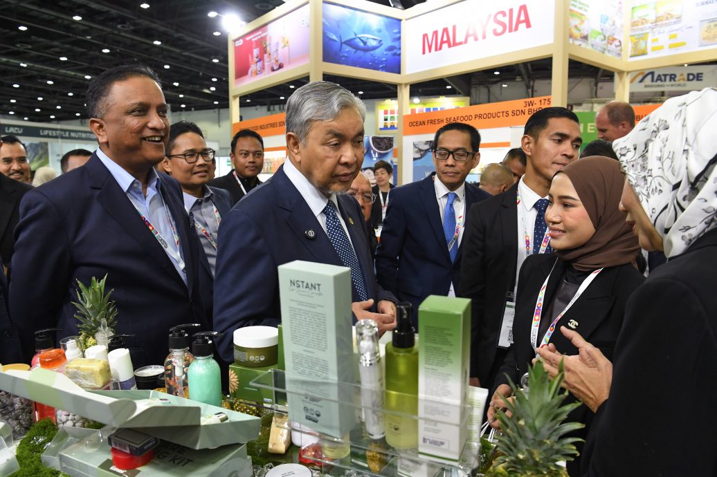 国际清真展开首日创5 亿销售额 · 扎希:料将超过 10 亿初步目标