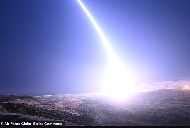 大选投票后数小时 美国将试射高超音速核导弹