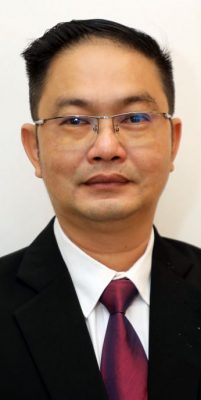 大都会/够烦了!居民促市厅整治落叶