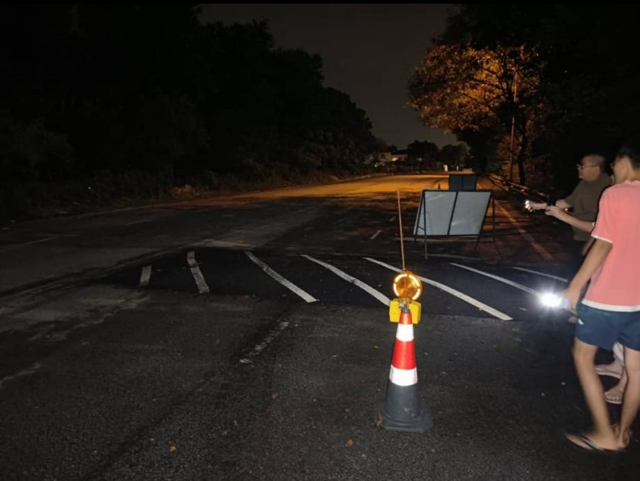 大都会/疑是建路墩安全措施不足惹祸,酿年轻骑士翻摩托车受伤/2图