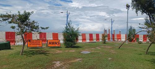 大都会:摩立黄金海滩提升工程让游客减少