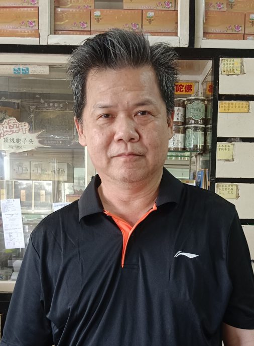 天气忽冷忽热凉茶好卖 业者:中草药价格平稳