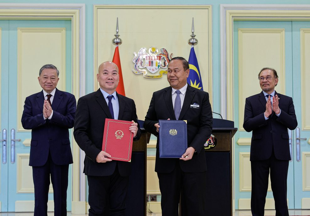 安华:马越推动双边合作 · 聚焦国防海事与能源领域