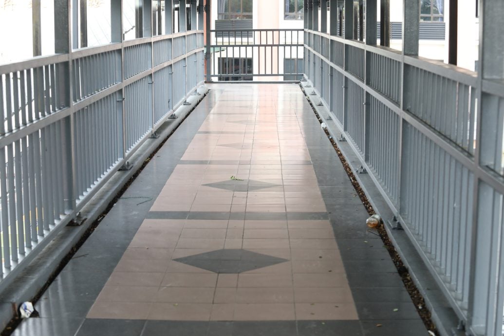 封面-大都会/黎正兴:提升行人桥以确保学生安全/7图