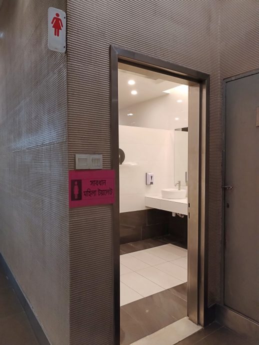 封面-大都会/走访孟加拉护照及签证服务中心/10图