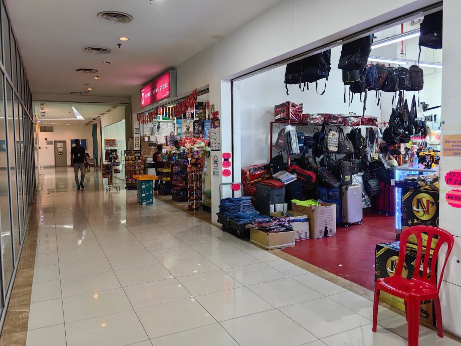 封面-大都会/走访孟加拉护照及签证服务中心/10图