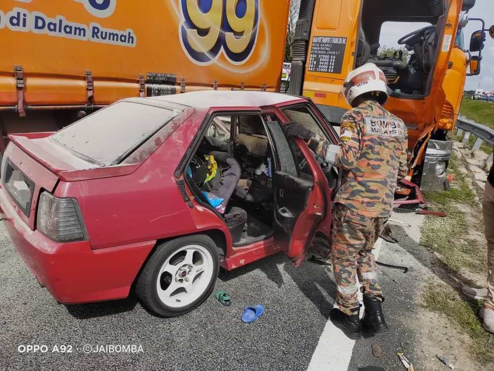 集装箱牵引车再酿车祸,致1死7伤