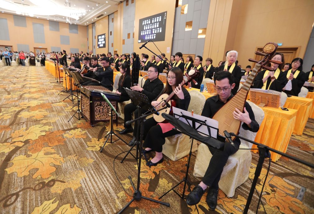 ***已签发**柔:头条之一:世界进入AI时代,广品和尚:以正信佛法对抗网络歪道邪见