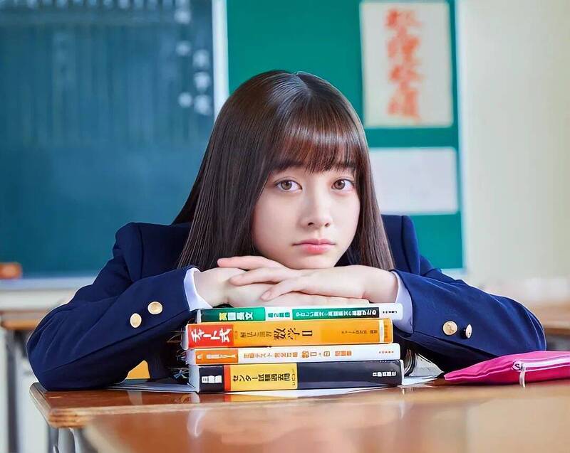 态度恶劣逼走8个经纪人 桥本环奈被指控霸凌