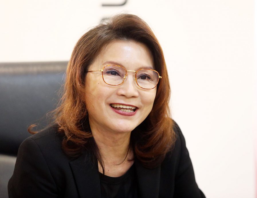 投资广场 焦点策划 2-12见报