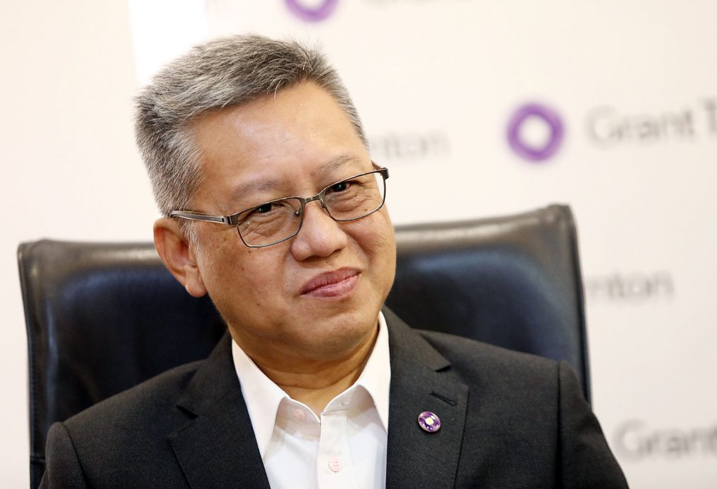 投资广场 焦点策划 2-12见报