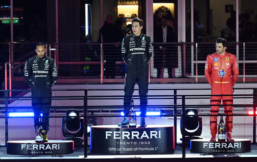 拉斯维加斯站F1|力压诺里斯提前2站夺世冠  维斯塔潘成就4连霸