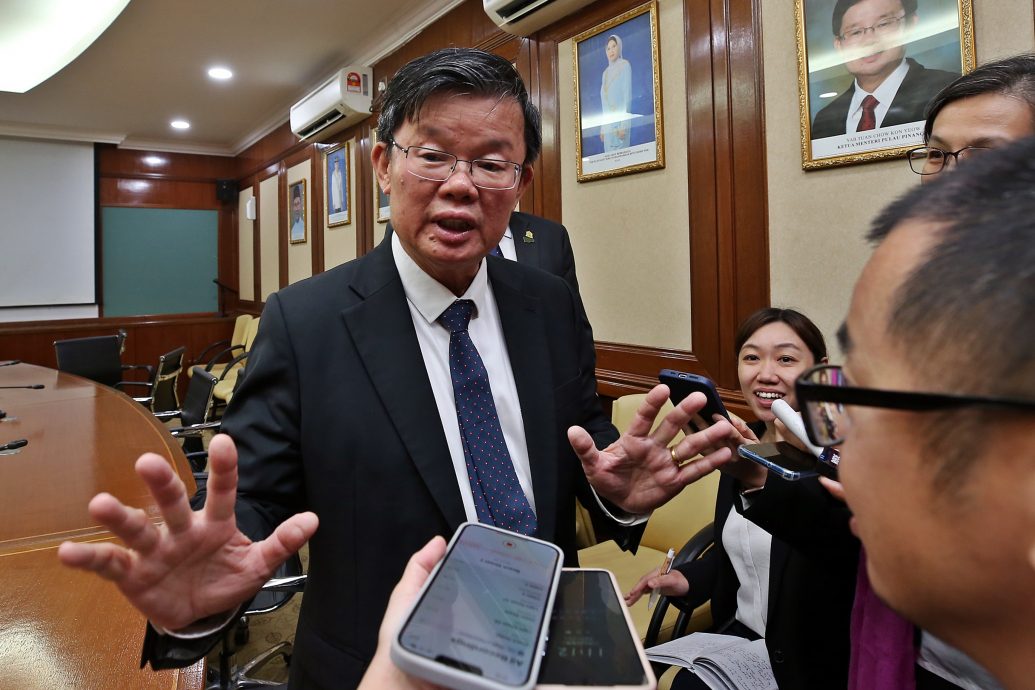 曹观友感恩法庭今日判决