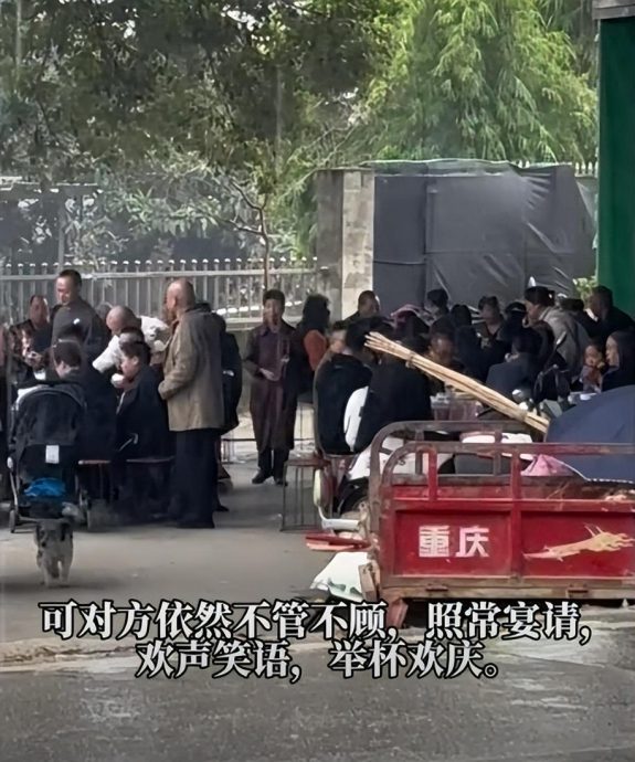 杀父凶手出狱后在被害者家门口大摆宴席 律师:或涉嫌寻衅滋事