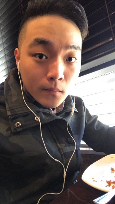 柔:26日见报:封底:【特稿】:国民服务计划将年龄扩大至35岁,受访民众:目标群体应以学生为主