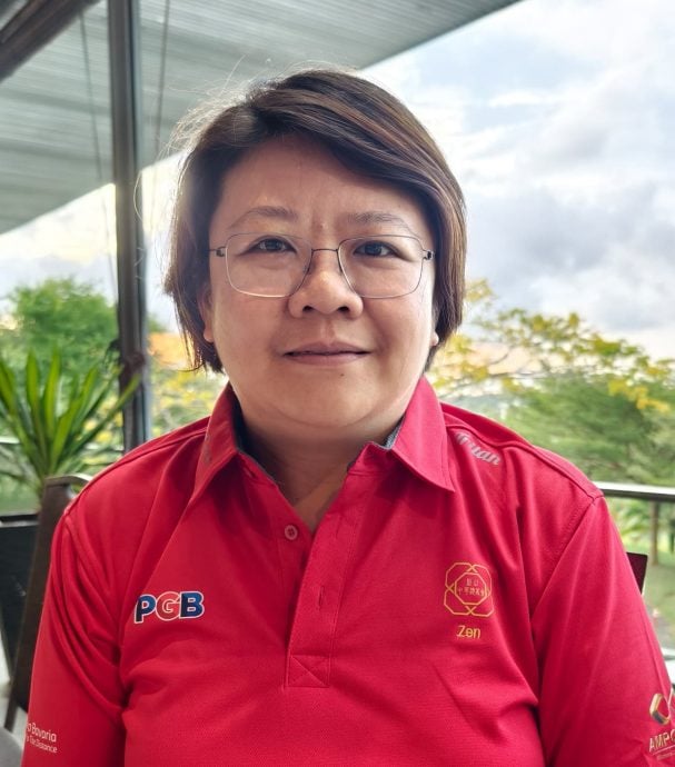 柔:26日见报:封底:【特稿】:国民服务计划将年龄扩大至35岁,受访民众:目标群体应以学生为主