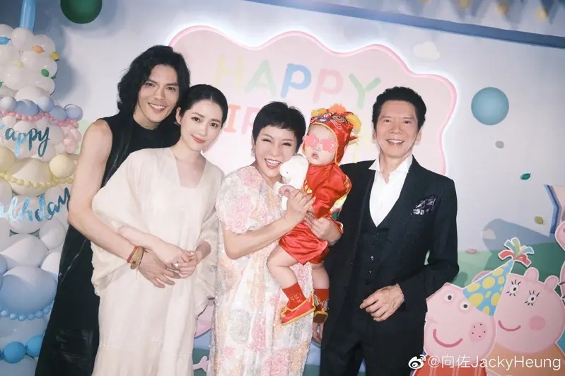 网酸郭碧婷嫁给向太 向佐首度开腔回应