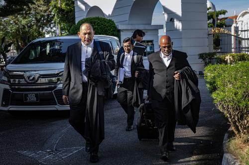 警官撞死学生案 | 证人呈撞车化学分析 死者摩托嫌犯车曾相撞