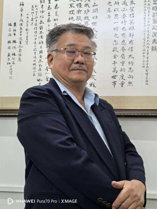 请签发(大都会10)何氏宗亲会理事手机被骇入/2图