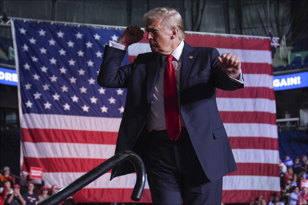 选情最后冲刺:贺锦丽瞄准铁锈带 特朗普访最大摇摆州