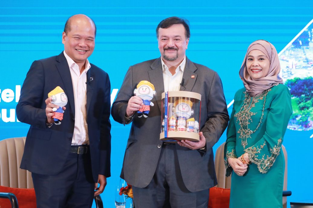 阿米尔韩查:强制外籍员工缴纳公积金 促进工资平等